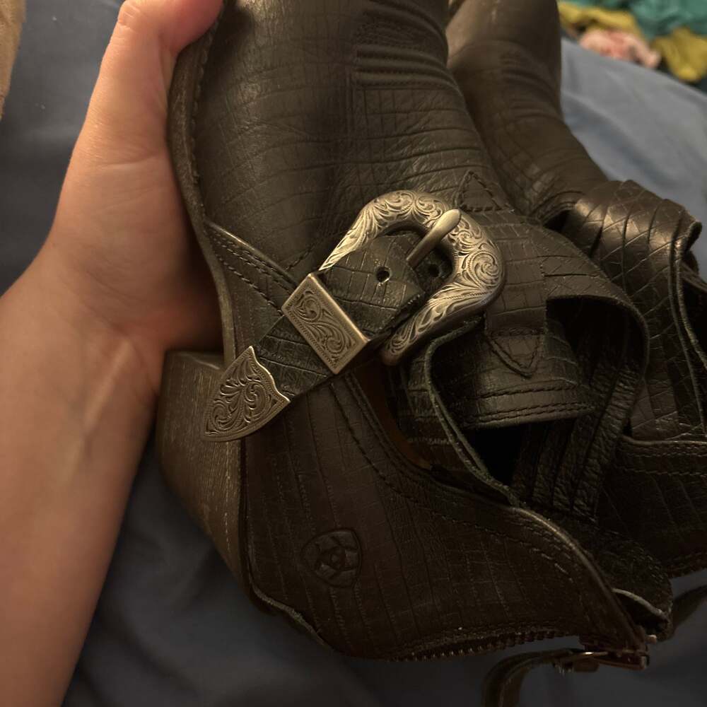 Ariat Dulce Black Leather Western Ankle Booties with Silver Buckle - Picture 5 of 5